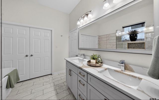 9143 Long Branch, Tyler, TX 75703