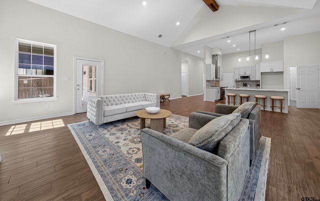 9143 Long Branch, Tyler, TX 75703