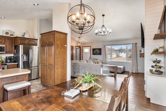 2307 S 21st STREET, Manitowoc, WI 54220