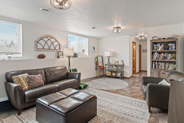 2307 S 21st STREET, Manitowoc, WI 54220