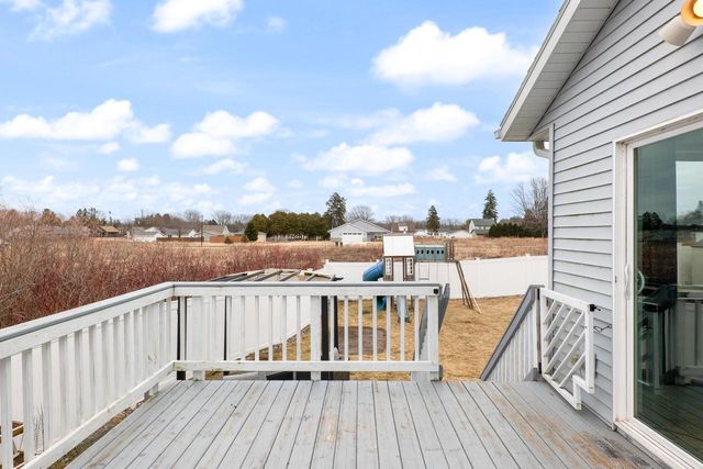 2307 S 21st STREET, Manitowoc, WI 54220