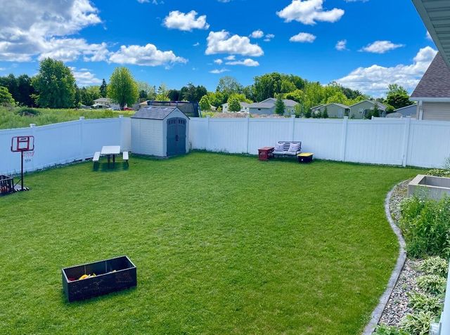 2307 S 21st STREET, Manitowoc, WI 54220