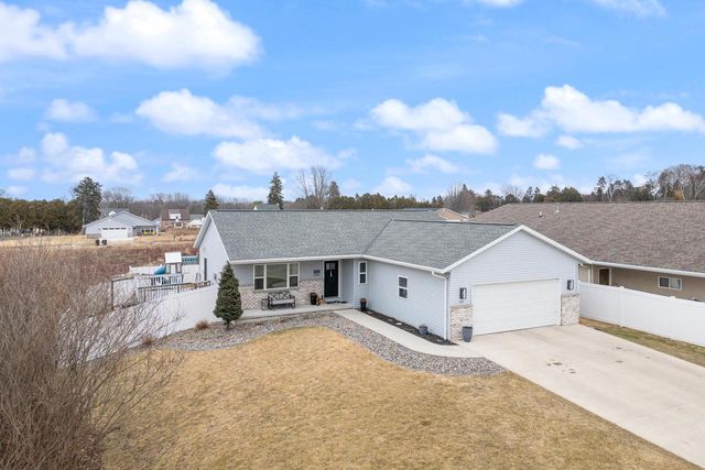 2307 S 21st STREET, Manitowoc, WI 54220