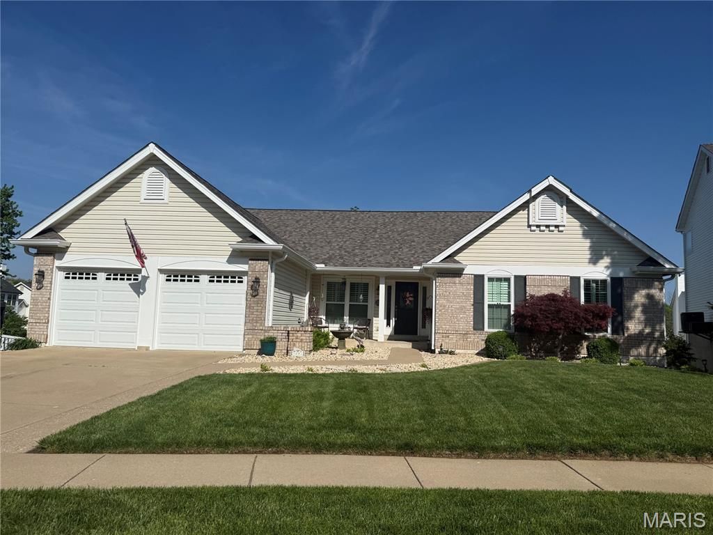 7052 Black Horse Drive, O'fallon, MO 63368