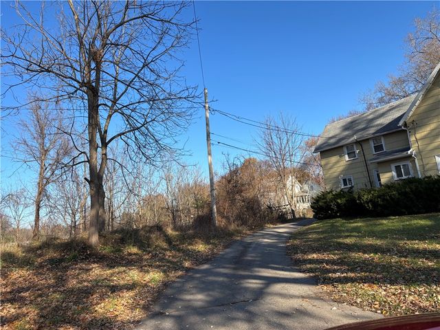 1339 Stanton Lane, Irondequoit, NY 14617
