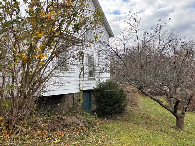 1339 Stanton Lane, Irondequoit, NY 14617