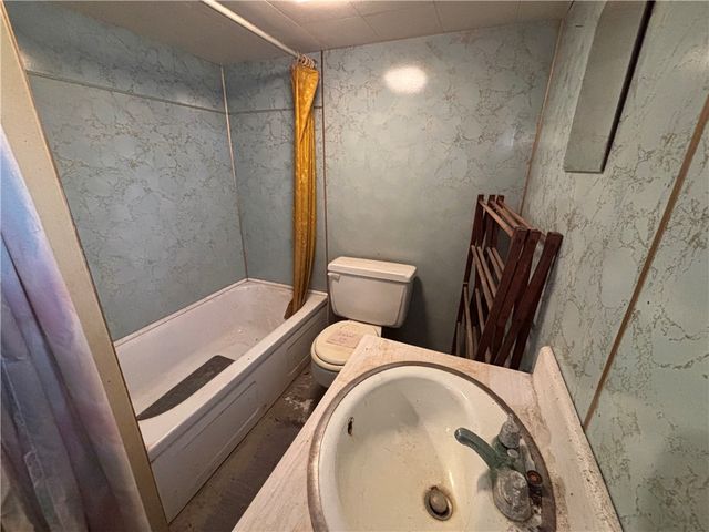 1339 Stanton Lane, Irondequoit, NY 14617