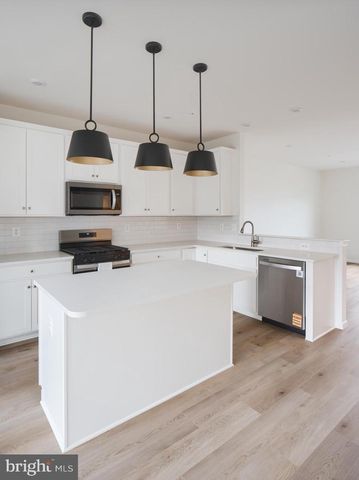 2611 FRONT SHED DR, Frederick, MD 21702