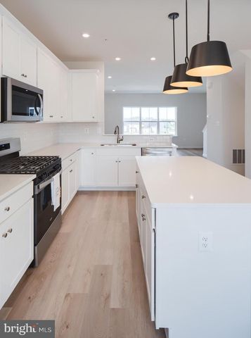 2611 FRONT SHED DR, Frederick, MD 21702