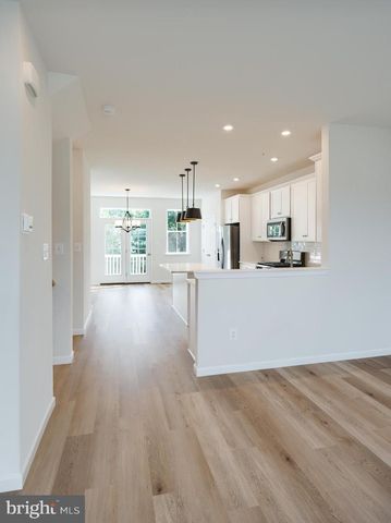 2611 FRONT SHED DR, Frederick, MD 21702