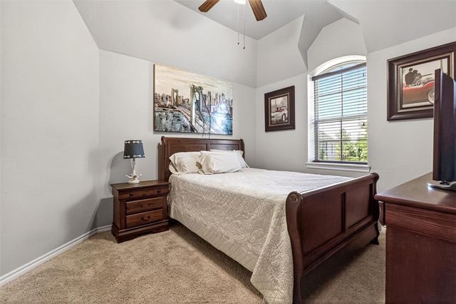 320 NW 151st Place, Edmond, OK 73013