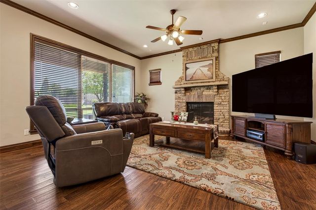 320 NW 151st Place, Edmond, OK 73013