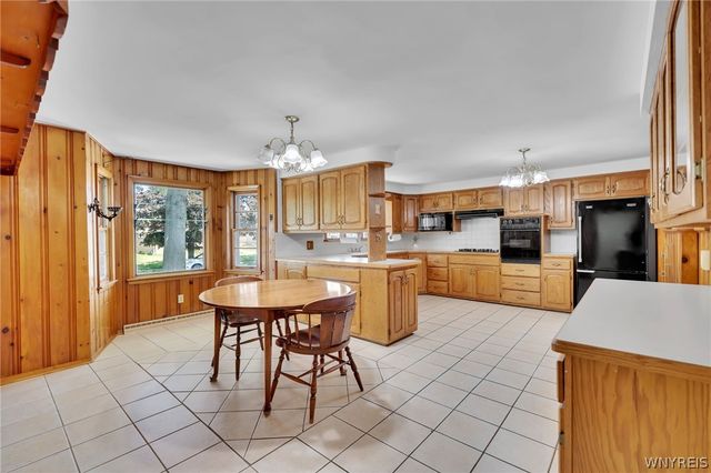 31 Goodrich Road, Lackawanna, NY 14218