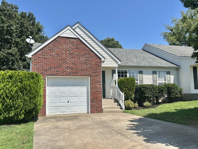 421 Keswick Ct, Smyrna, TN 37167