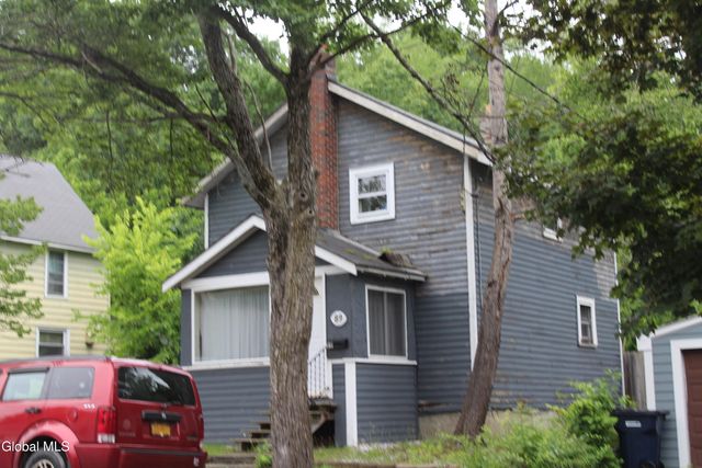 89 Park Street, Gloversville, NY 12078