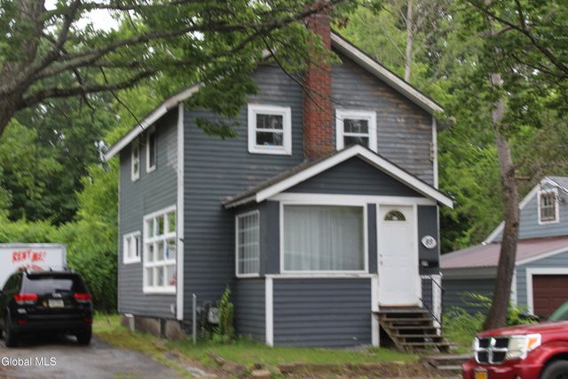 89 Park Street, Gloversville, NY 12078