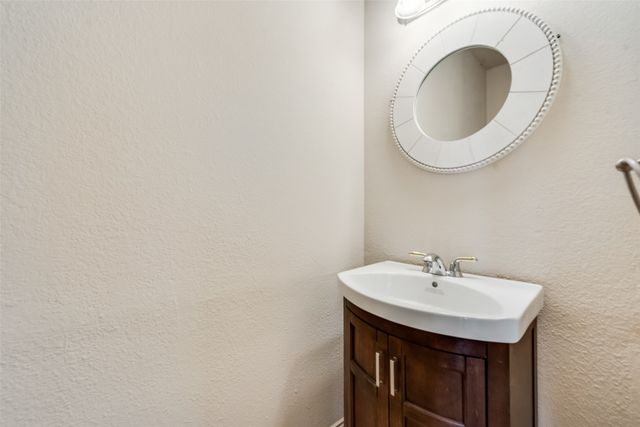 701 Player Avenue, Mansfield, TX 76063