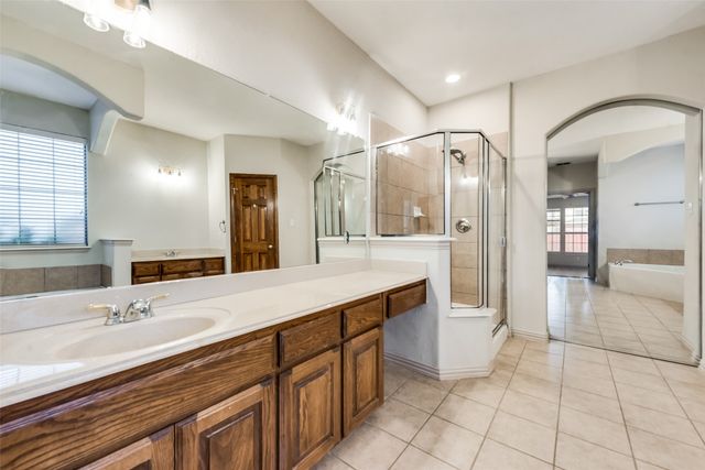 701 Player Avenue, Mansfield, TX 76063