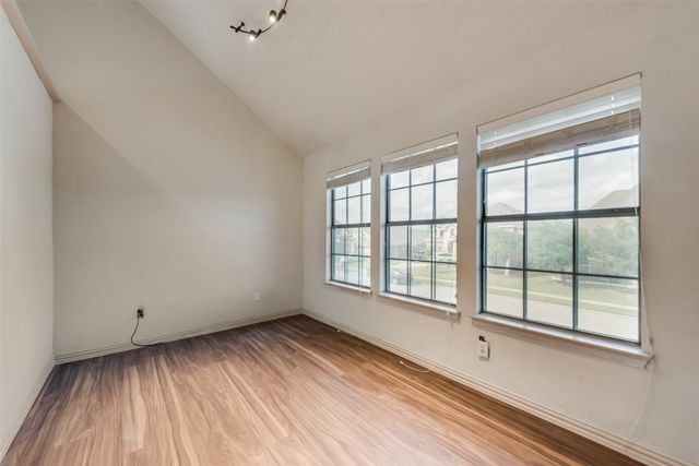 701 Player Avenue, Mansfield, TX 76063