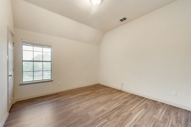 701 Player Avenue, Mansfield, TX 76063