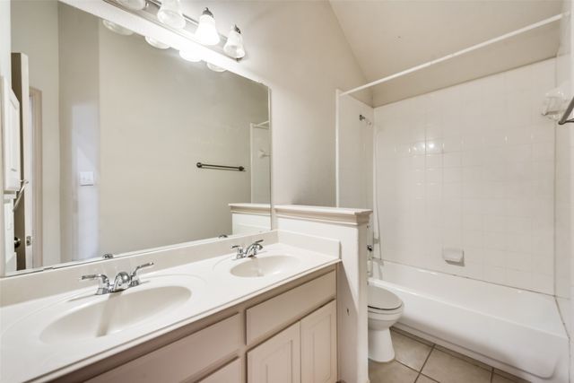 701 Player Avenue, Mansfield, TX 76063