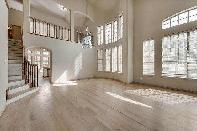 701 Player Avenue, Mansfield, TX 76063