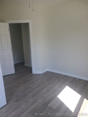 321 W Adams Avenue, Mcalester, OK 74501