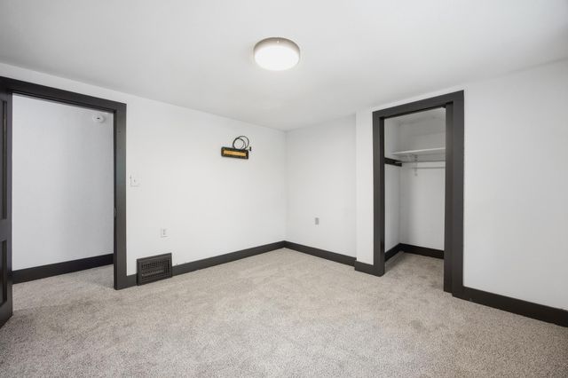 1124 University Drive S, Fargo, ND 58103