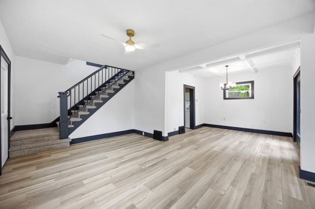 1124 University Drive S, Fargo, ND 58103