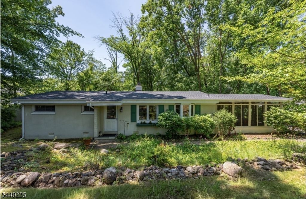 53 Old Wood Rd, Morris Plains Boro, NJ 07950 — photo 2