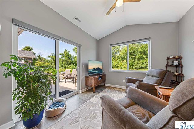 813 Tranquility Trail, Mankato, MN 56001