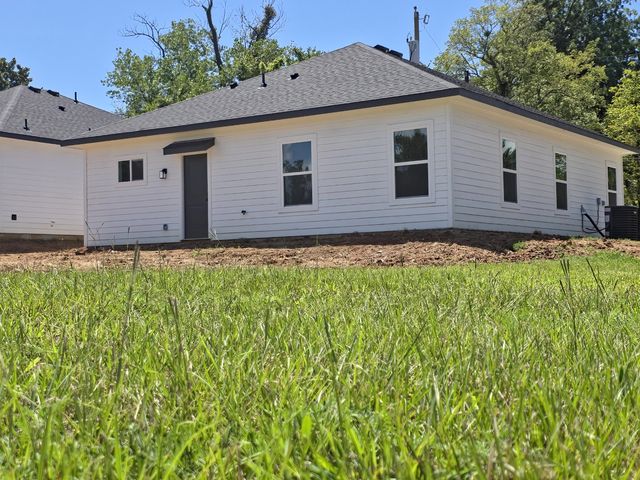 286 10th Street, Paris, TX 75460