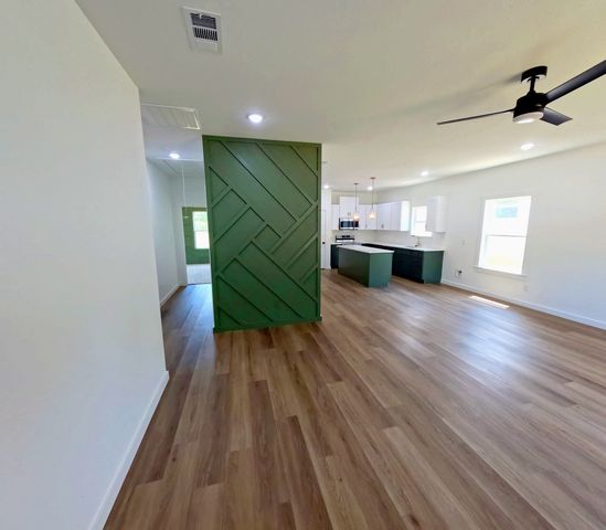 286 10th Street, Paris, TX 75460
