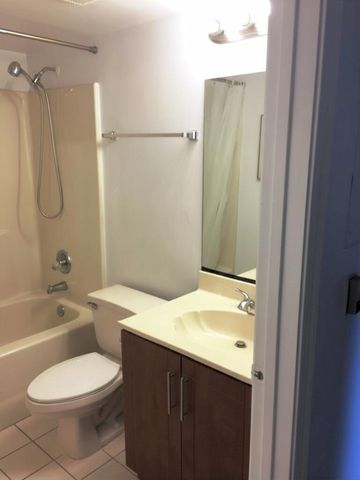 3690 N 56th Avenue 931, Hollywood, FL 33021