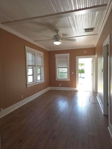 329 S M Street, Lake Worth Beach, FL 33460