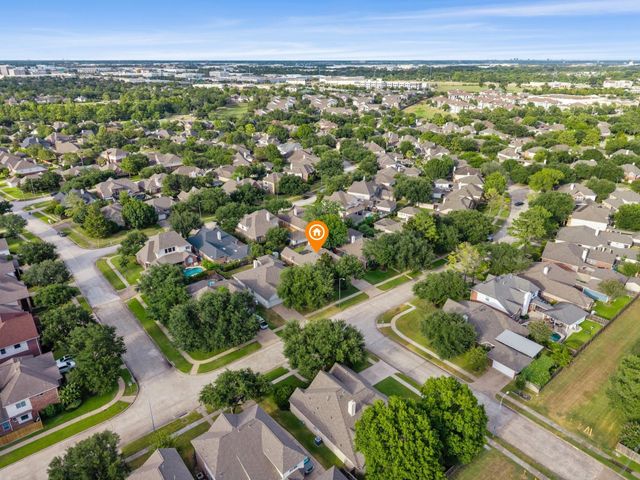 9414 Skipping Stone Lane, Houston, TX 77064