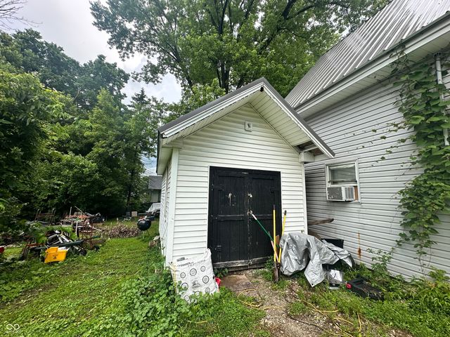 9 E Liberty Street, Greencastle, IN 46135