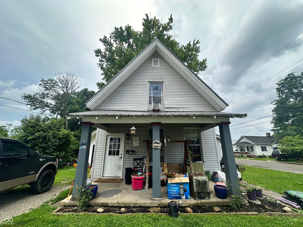 9 E Liberty Street, Greencastle, IN 46135
