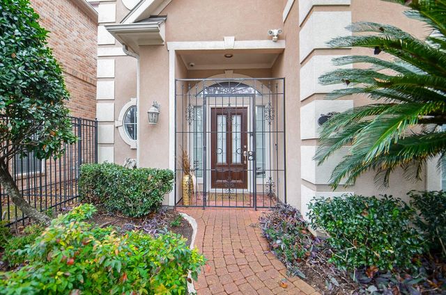 13511 Brookbluff Lane, Houston, TX 77077