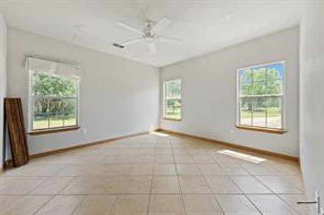 714 Shawnee, Conroe, TX 77316