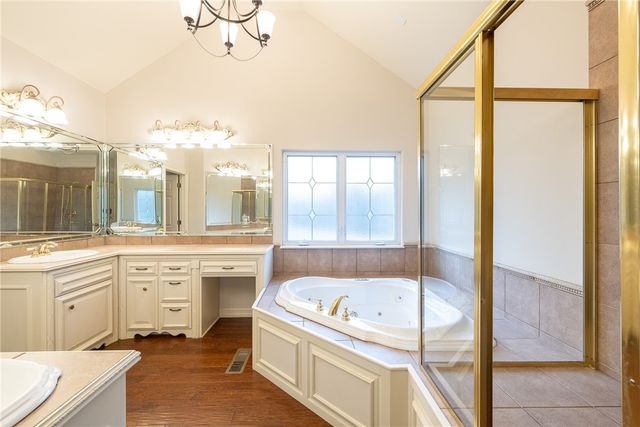 2865 N Dorchester Drive, Fayetteville, AR 72703