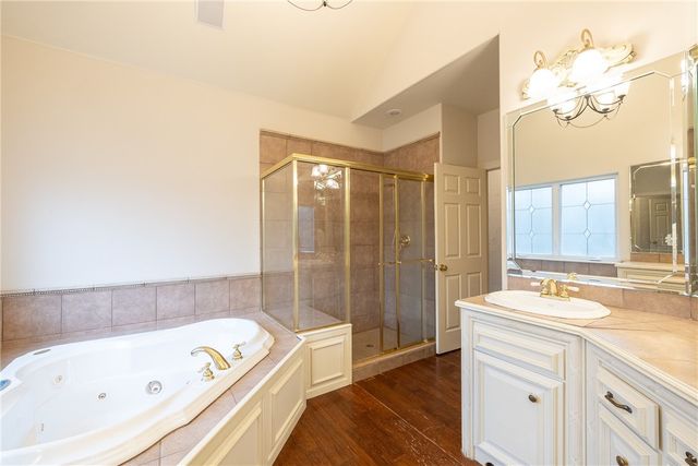 2865 N Dorchester Drive, Fayetteville, AR 72703