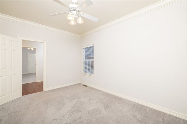 2865 N Dorchester Drive, Fayetteville, AR 72703