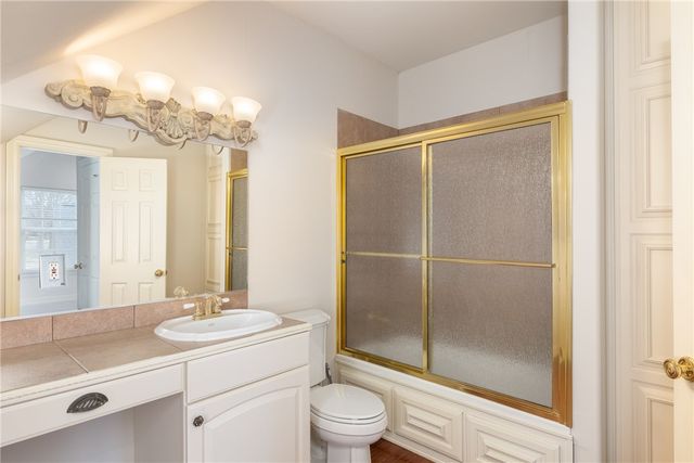 2865 N Dorchester Drive, Fayetteville, AR 72703