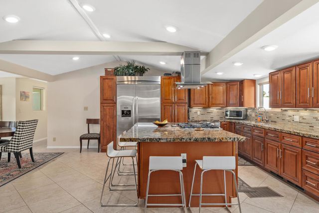 70801 Fairway Drive, Rancho Mirage, CA 92270