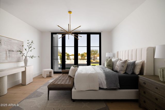 6512 E HUMMINGBIRD Lane, Paradise Valley, AZ 85253