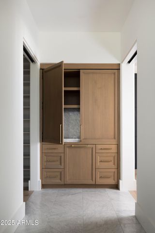 6512 E HUMMINGBIRD Lane, Paradise Valley, AZ 85253