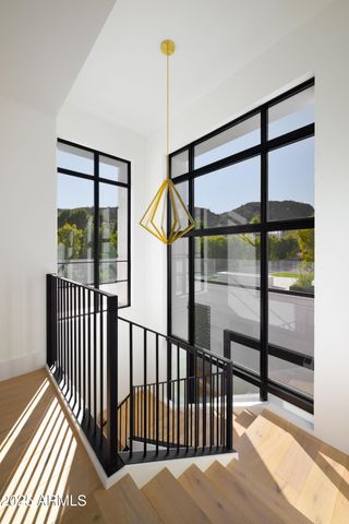 6512 E HUMMINGBIRD Lane, Paradise Valley, AZ 85253