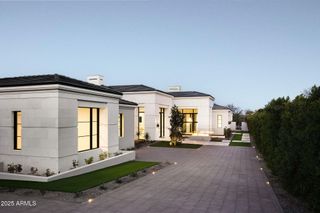 6512 E HUMMINGBIRD Lane, Paradise Valley, AZ 85253