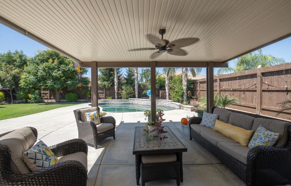 Image 30 of property listing at 3941 Sussex Avenue, Clovis, CA 93619